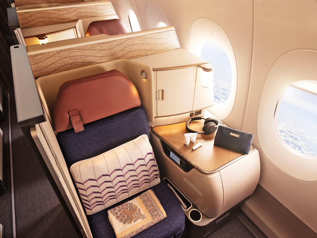 A350 Business Class private suite